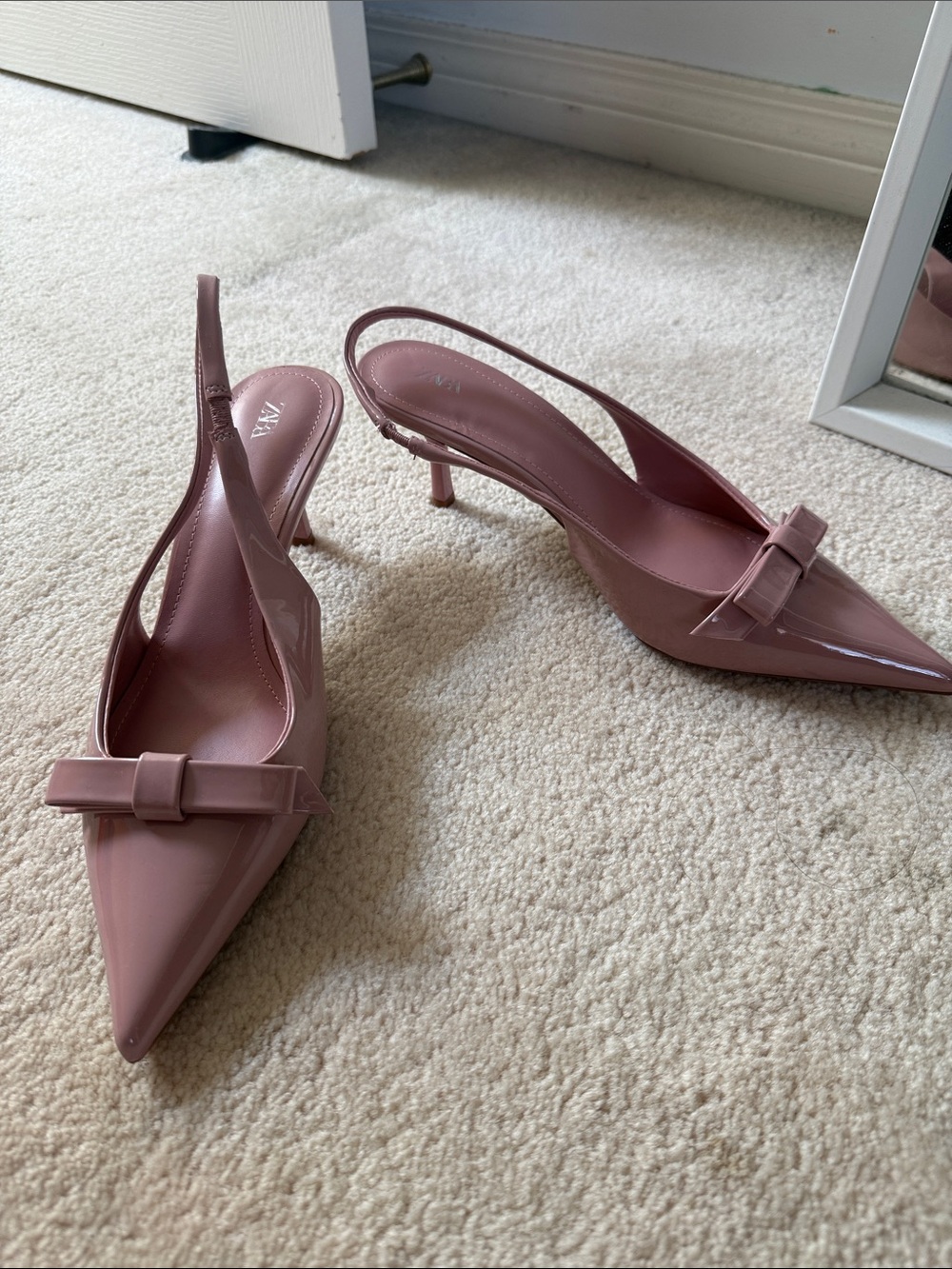 ZARA Mauve Patent Pointed Slingback Heels with Bow